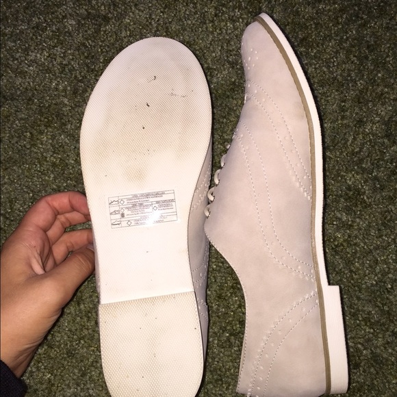 TAUPE OXFORDS - Picture 2 of 2
