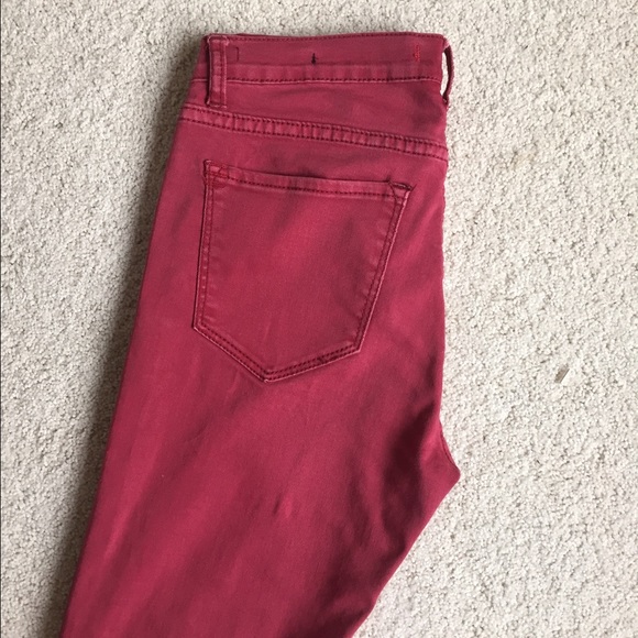 High Rise burgundy pants - Picture 2 of 3