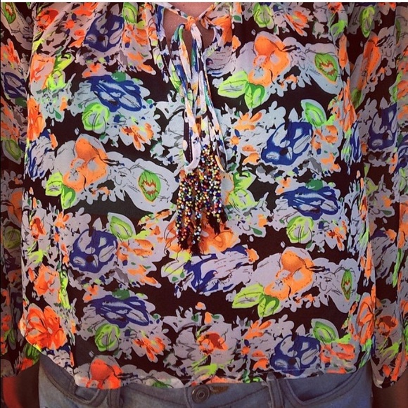 Neon blouse - Picture 2 of 2