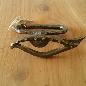 All Seeing Eye knuckle guard