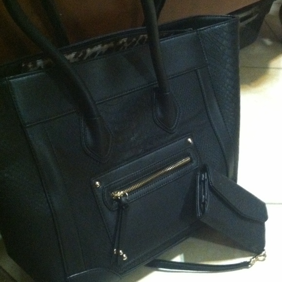 Black tote set