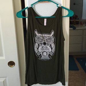 Green owl tank top