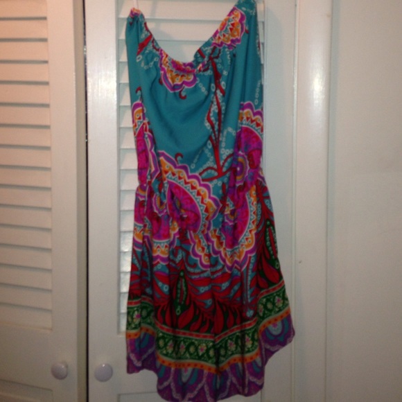 Romper - Picture 2 of 3