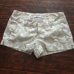 Cute express shorts.