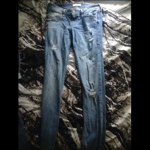 Hollister jeans