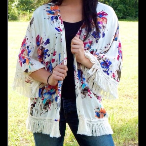 Floral, fringe kimono