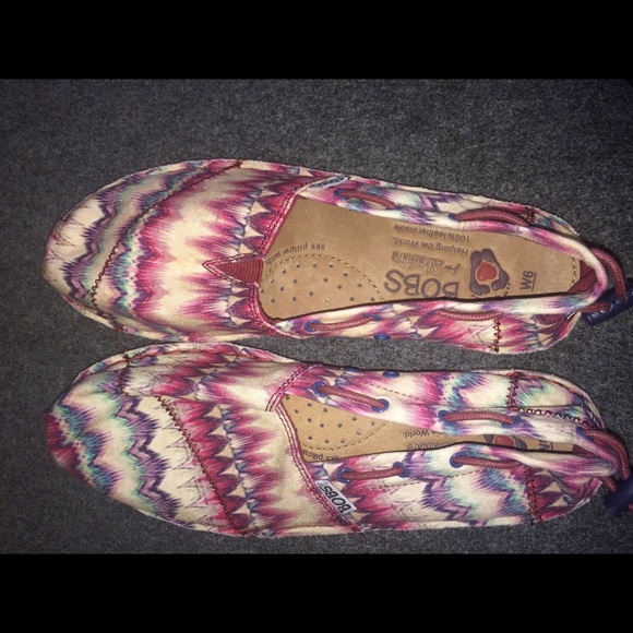 BOBS by Skechers indigo/purple shoes!