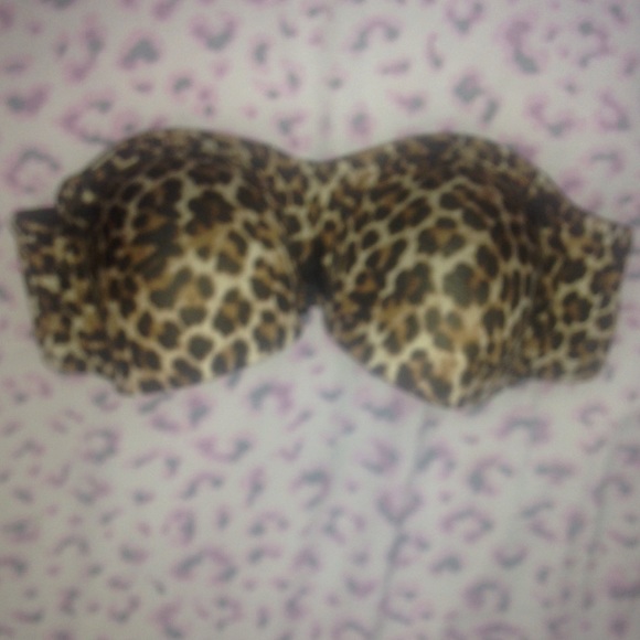 Strapless bra