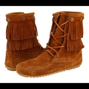 Minnetonka Double Fringe Front Lace Boot