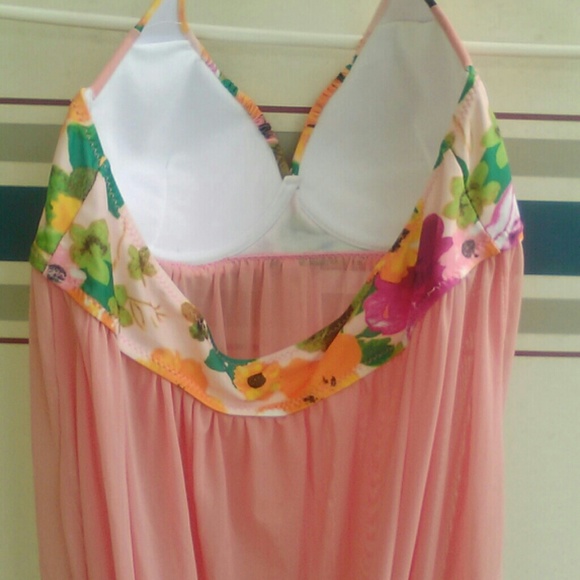 Bathing suit - Picture 2 of 3