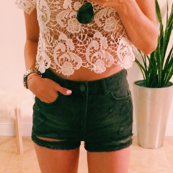 Topshop Denim - Topshop Black Denim Cutoff Jean Shorts