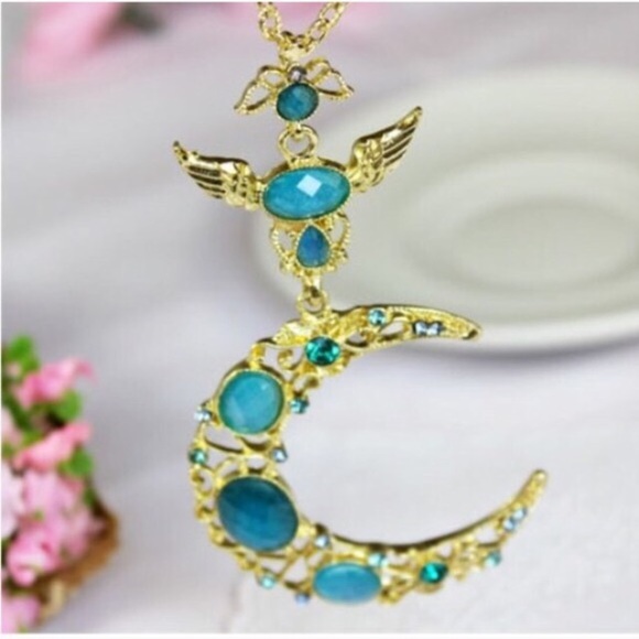 Crystal moon boho necklace - Picture 3 of 4