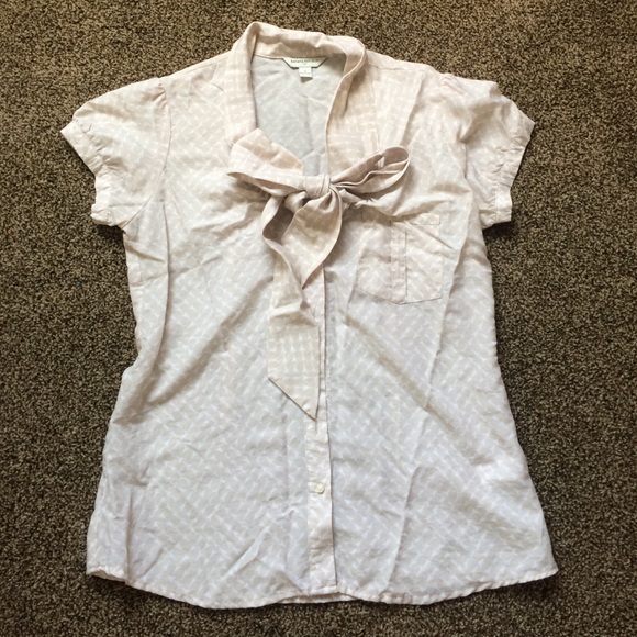 NWOT Banana Republic tan shirt