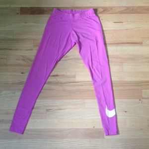 Nike fitted running pants