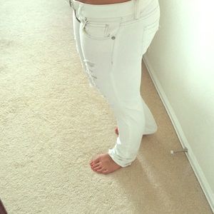 American Eagle white skinny jeans