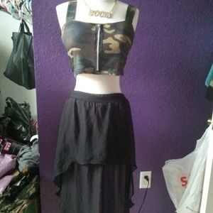 Crop top,high low skirt,necklace