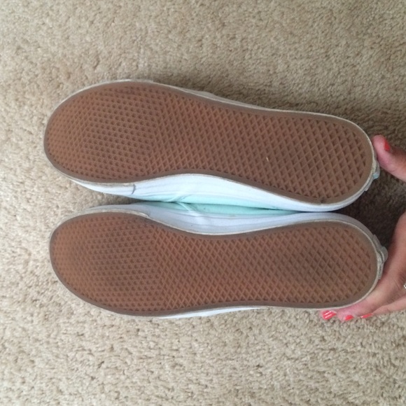 Vans - Picture 4 of 4