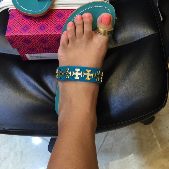 Tory burch sandals - Picture 2 of 2