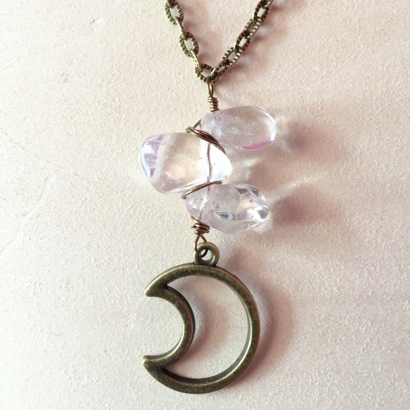 🌛 Moon & Quartz Long Layering Necklace