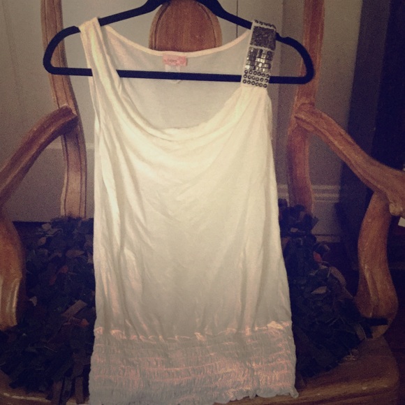 Soft white tank top with studs - Picture 1 of 3