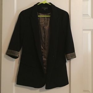 Forever 21 black blazer.