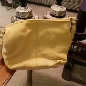 Yellow sak purse