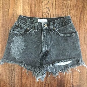 shredded vintage high waist cut off shorts