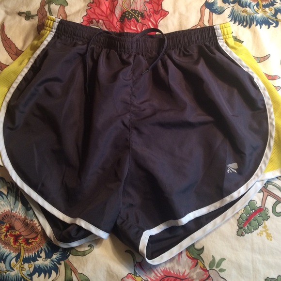 Athletic shorts