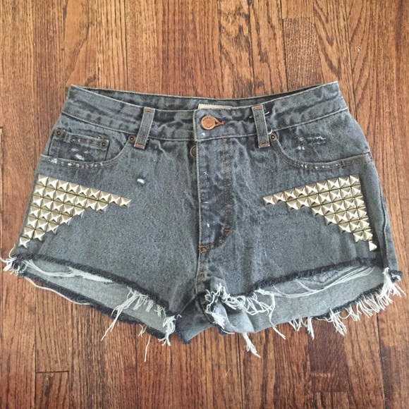 Studded & shredded vintage cut off shorts