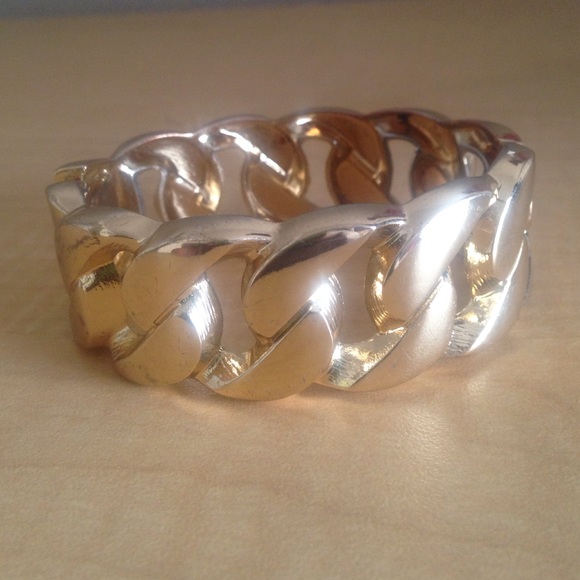 Forever 21 Gold Chain Bracelet