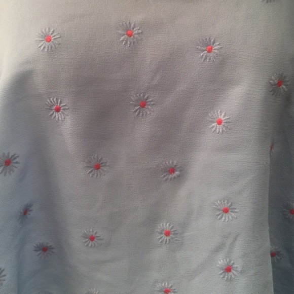 Blue daisy crop top - Picture 2 of 4