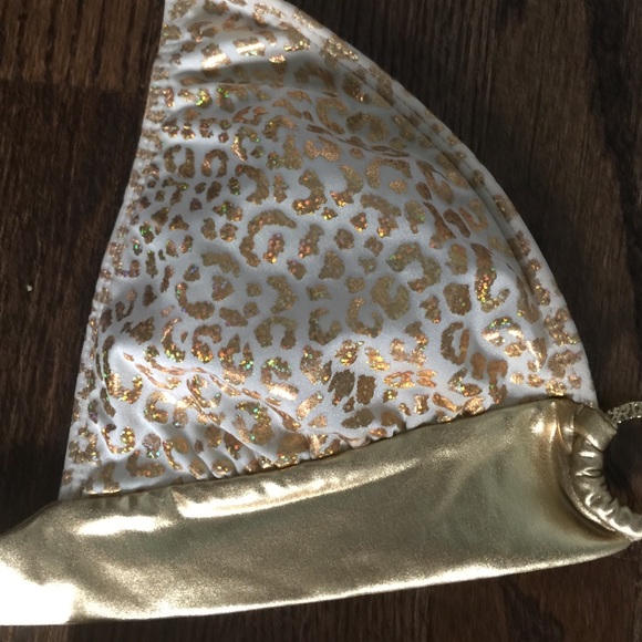 Swim suit - Picture 2 of 3