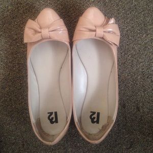 R2 (Report) Flats