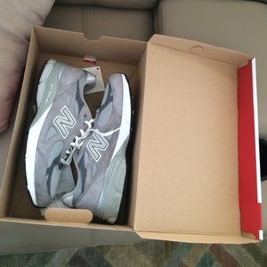 New Balance 990 v3 2015 with box size mens 10 1/2