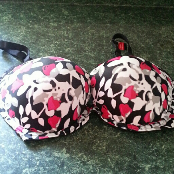 Bra-size 42 DD