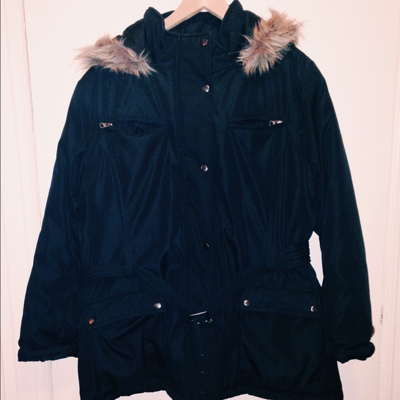 Outerwear - Black winter coat.