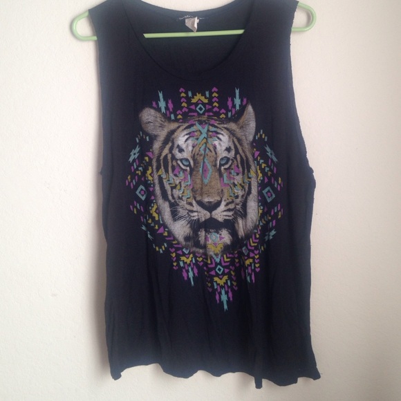 Aztec Tank with Lion Graphic