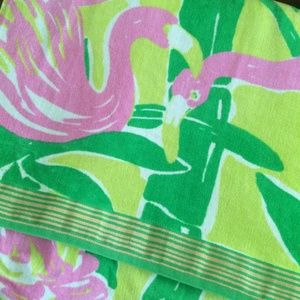 Lilly for Target Fan Dance flamingo towel