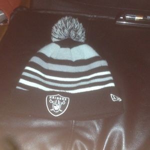 Oakland Raiders beanie