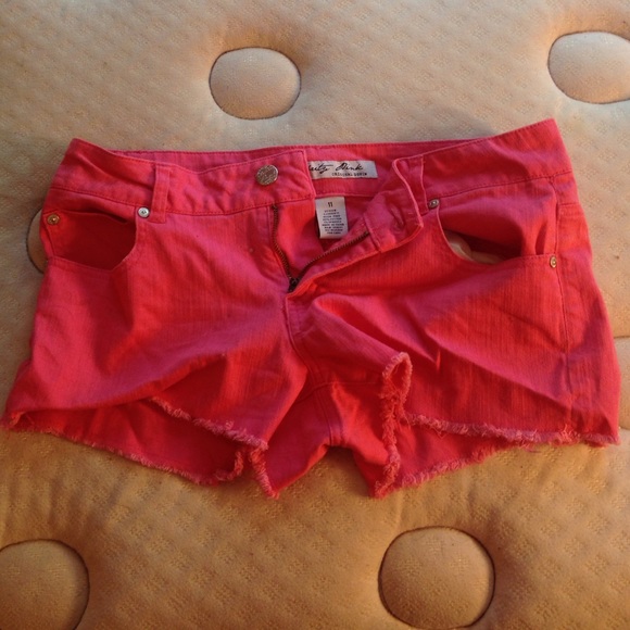bright pink short shorts