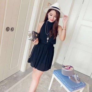 NWT black dress with waist detail XS