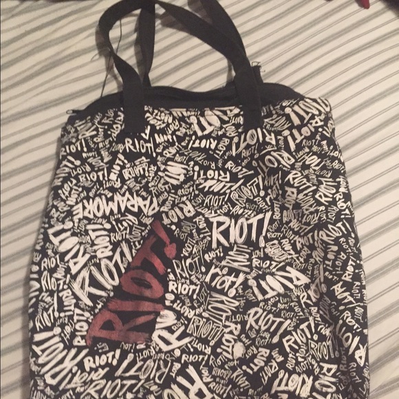 Paramore riot bag