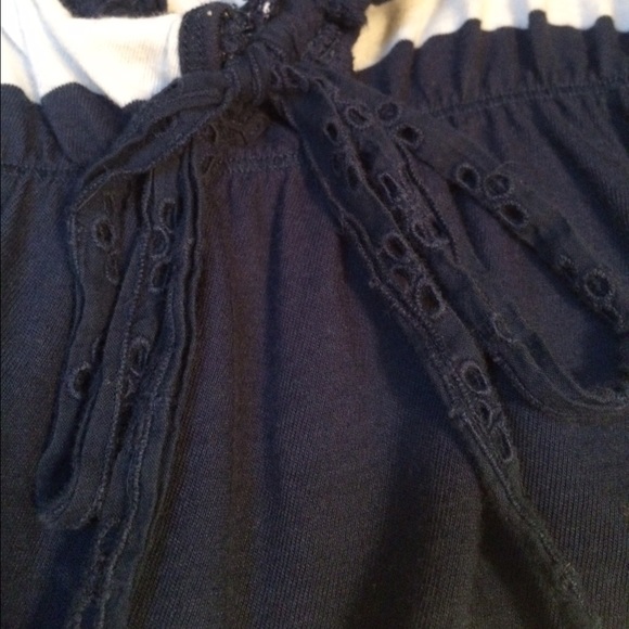 Abercrombie and Fitch tank top - Picture 4 of 4