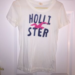 White Hollister t-shirt