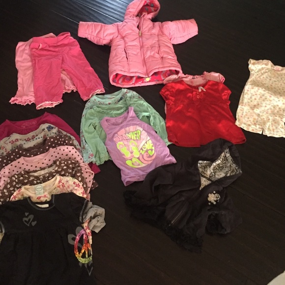 Mixed lot 2T and 24 mo clothes