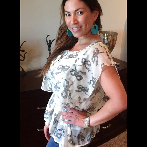 Flowy top - Picture 2 of 3