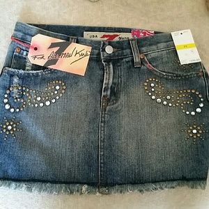 7 For All Man Kind The Great Wall of China skirt