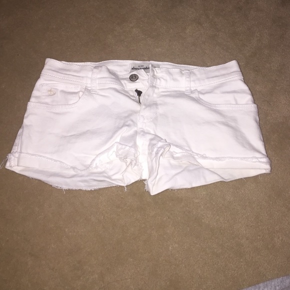 Abercrombie Kids White shorts