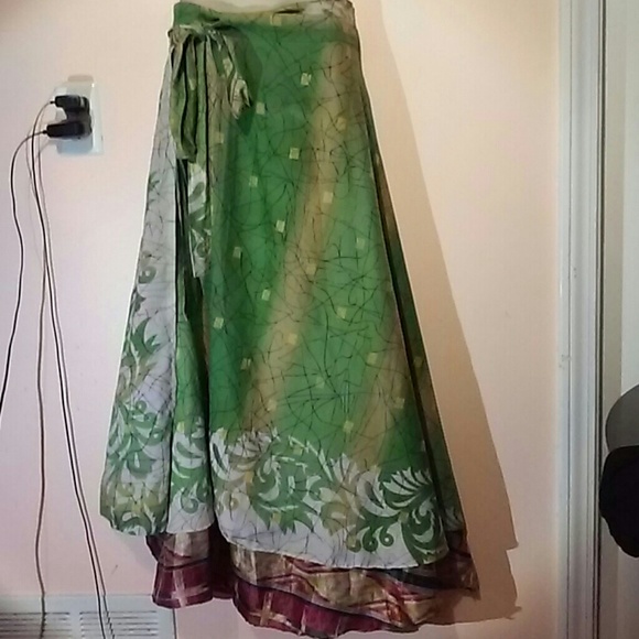 from India Dresses & Skirts - Reversible free size skirt