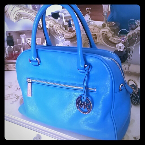 Authentic Michael Kors blue purse!